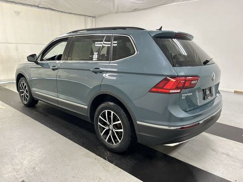 Used 2021 Volkswagen Tiguan SE w/ Panoramic Sunroof Package AWD/4WD image 7