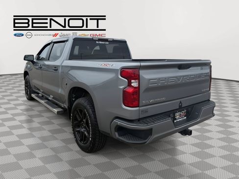Used 2023 Chevrolet Silverado 1500 Custom AWD/4WD image 5