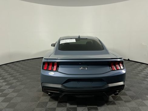 Used 2024 Ford Mustang GT RWD image 4