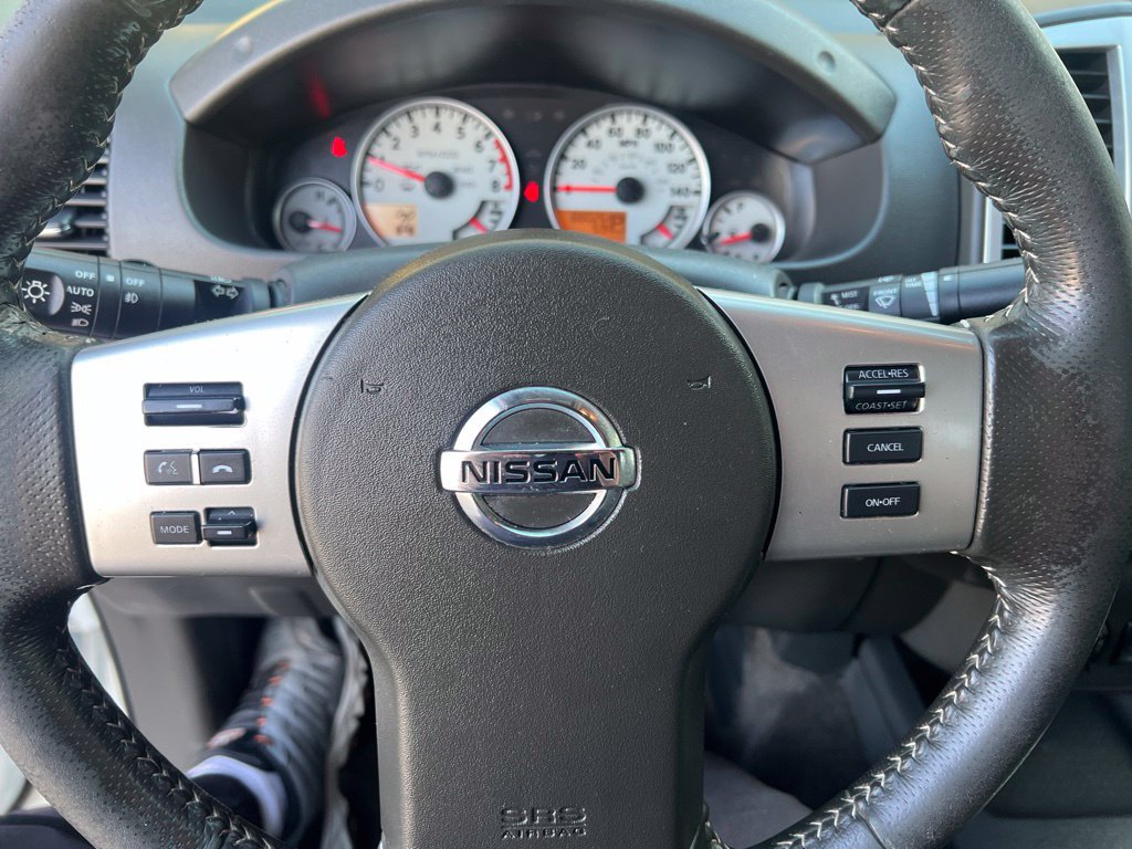 Used 2016 Nissan Frontier PRO-4X AWD/4WD image 43