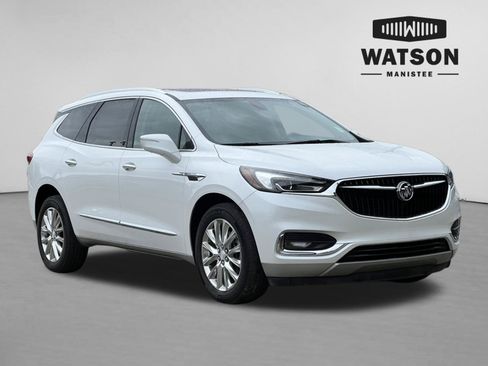 Used 2018 Buick Enclave Essence AWD/4WD image 1