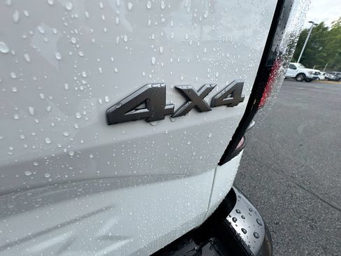 New 2026 Nissan Frontier S AWD/4WD image 32