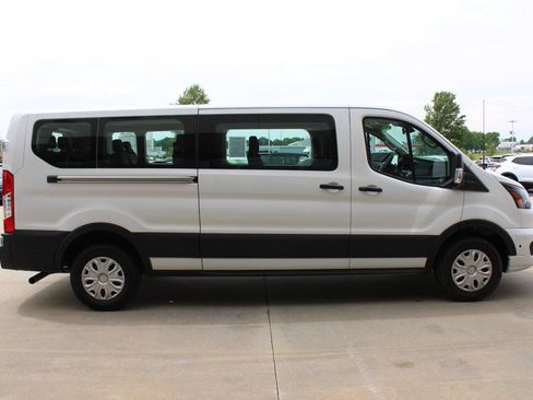 Used 2025 Ford Transit 350 XLT RWD image 6