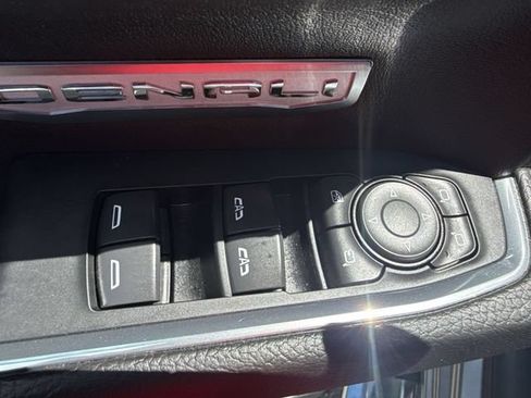 Certified 2023 GMC Sierra 1500 Denali AWD/4WD image 23
