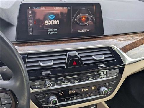 Used 2018 BMW 530i w/ Premium Package image 15