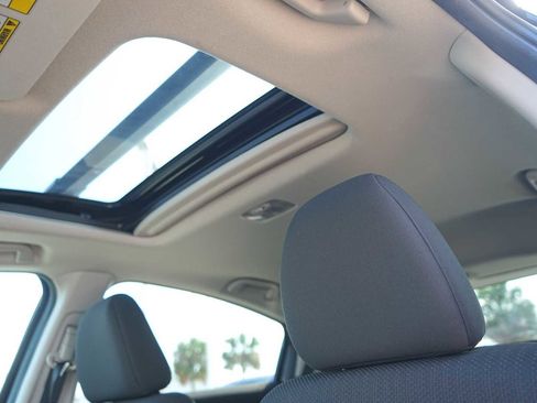 Used 2016 Honda HR-V EX image 25