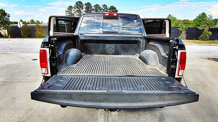 Used 2015 RAM 1500 Laramie w/ Convenience Group AWD/4WD image 21