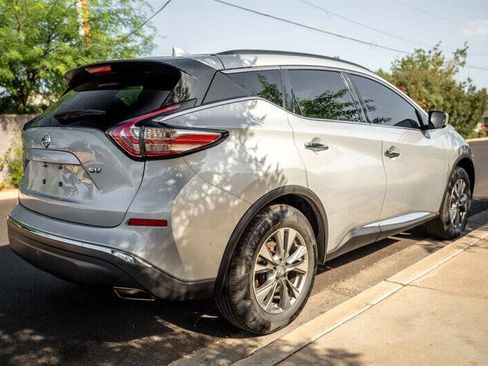 Used 2018 Nissan Murano SV FWD image 5