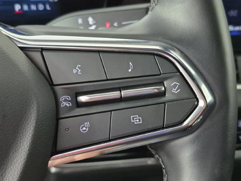 Certified 2026 Chevrolet Equinox LT FWD image 18