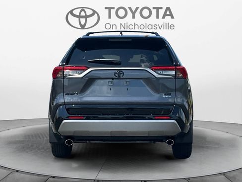 Used 2025 Toyota RAV4 XSE w/ Advanced Technology Package AWD/4WD image 4