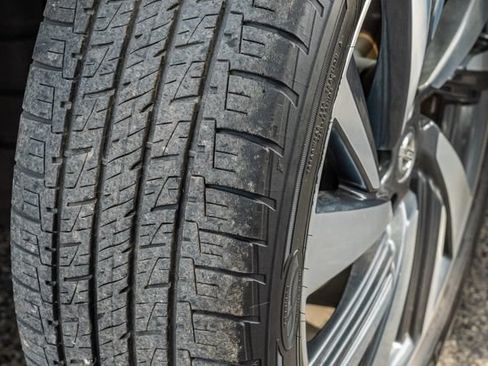 Used 2018 Nissan Murano Platinum AWD/4WD image 16
