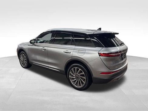 Used 2024 Lincoln Corsair Reserve image 3