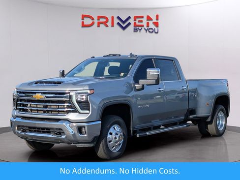 Used 2025 Chevrolet Silverado 3500 LTZ w/ LTZ Convenience Package AWD/4WD image 1