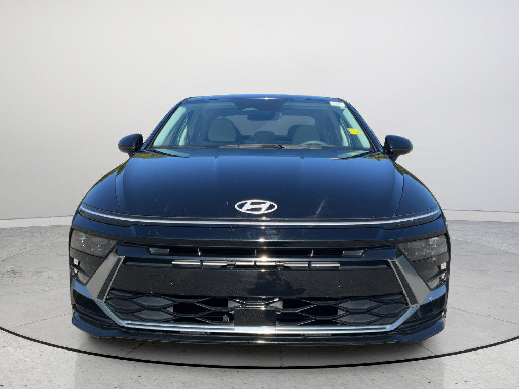 Used 2024 Hyundai Sonata SEL FWD image 3