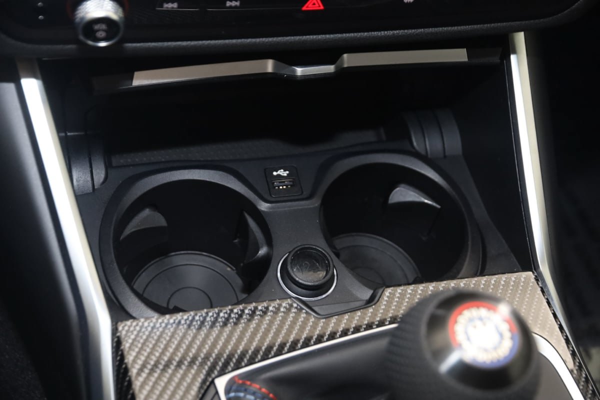 Used 2024 BMW M2 w/ Lighting Package RWD image 39
