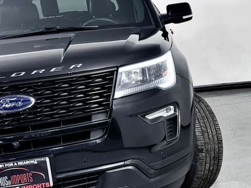 Used 2018 Ford Explorer Sport w/ Equipment Group 401A image 6