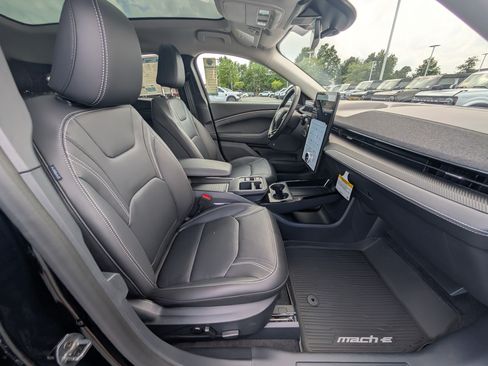 New 2026 Ford Mustang Mach-E Premium AWD/4WD image 6
