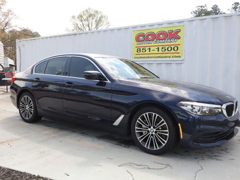 Used 2019 BMW 530i w/ Convenience Package image 3