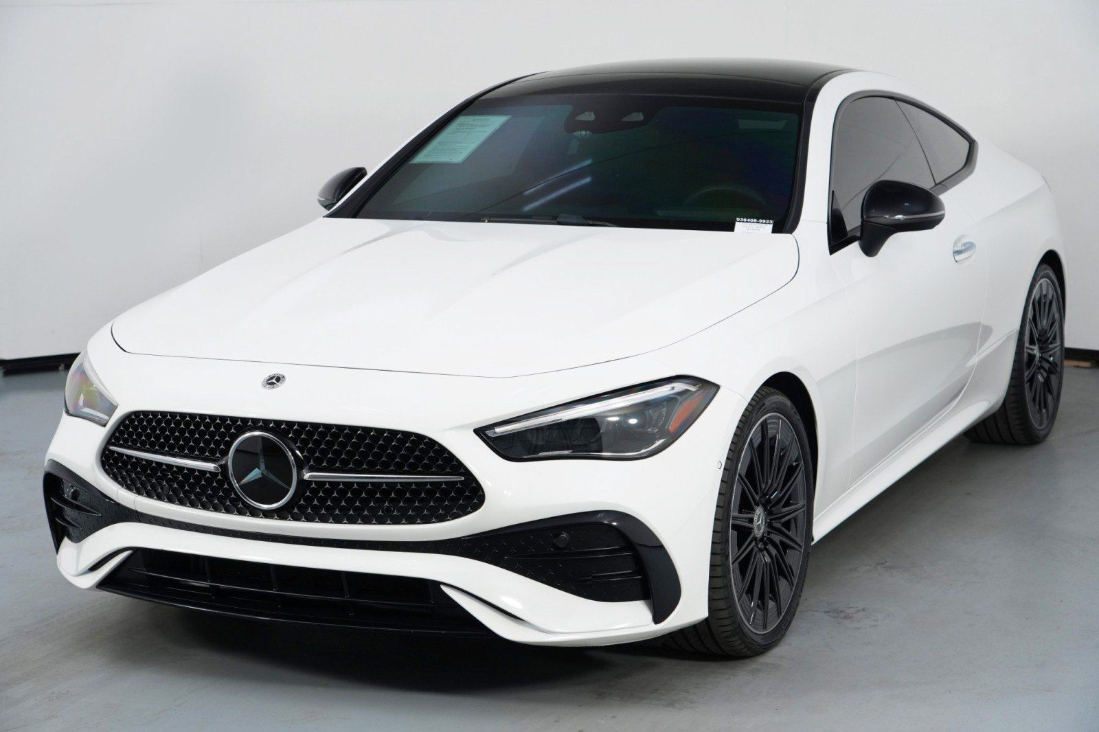 Used 2024 Mercedes-Benz CLE 450 4MATIC Coupe w/ Driver Assistance Package image 47