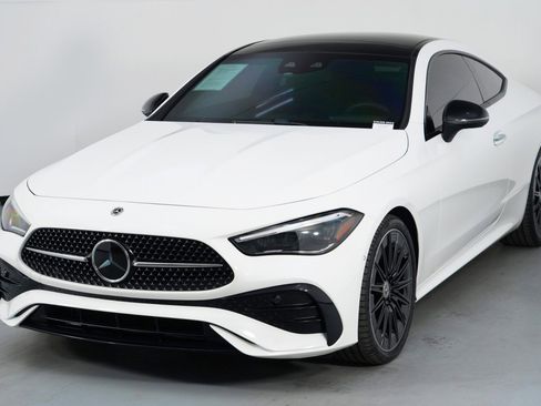 Used 2024 Mercedes-Benz CLE 450 4MATIC Coupe w/ Driver Assistance Package image 47