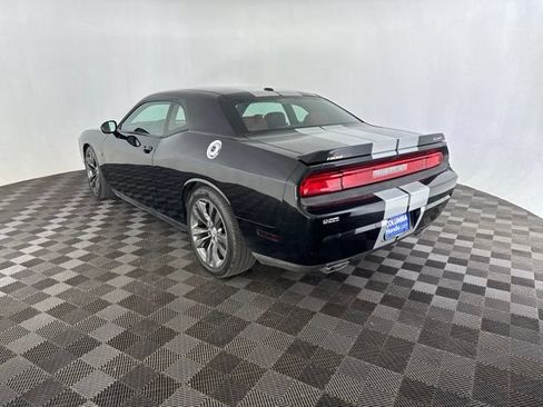 Used 2013 Dodge Challenger SRT8 w/ Harman Kardon Audio Group RWD image 9
