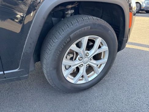 Used 2023 Jeep Grand Cherokee L Limited image 10