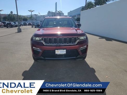 Used 2022 Jeep Grand Cherokee Limited RWD image 3