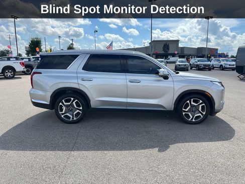 Used 2024 Hyundai Palisade Limited AWD/4WD image 8