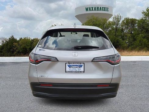 Used 2024 Honda HR-V LX image 4