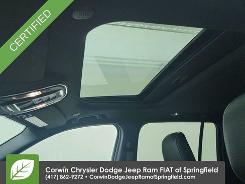 Used 2023 Jeep Grand Cherokee Altitude image 30