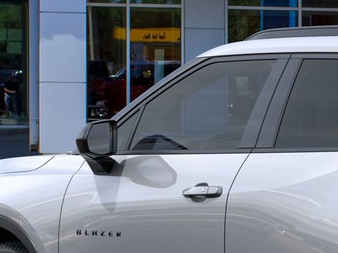New 2026 Chevrolet Blazer LT w/ Convenience Package FWD image 12