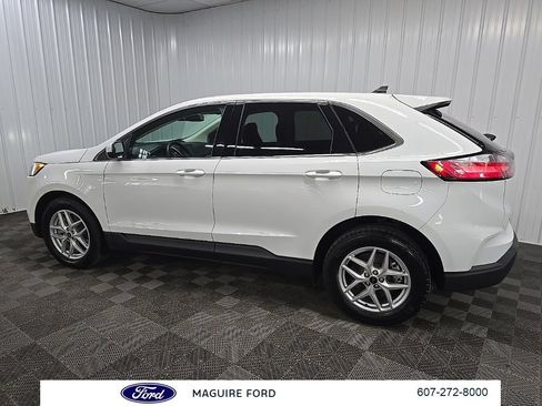 Used 2024 Ford Edge SEL w/ Convenience Package AWD/4WD image 5