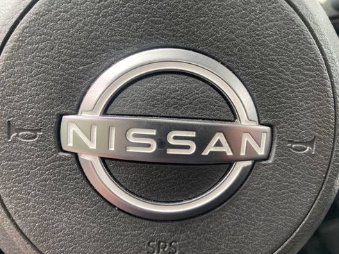 Used 2022 Nissan Pathfinder Platinum w/ Cargo Package AWD/4WD image 28
