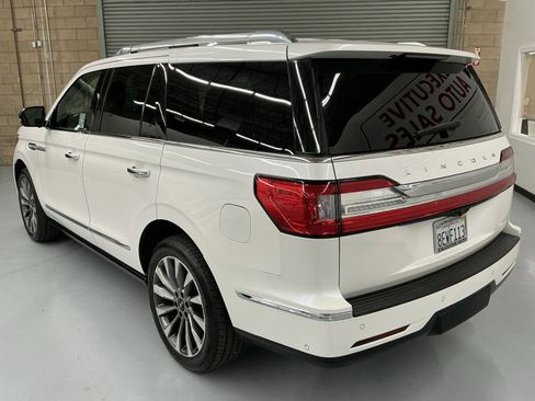 Used 2018 Lincoln Navigator Select w/ Technology Package image 7