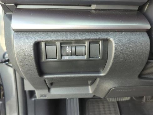 Used 2025 Subaru Impreza 2.0i Sport image 12