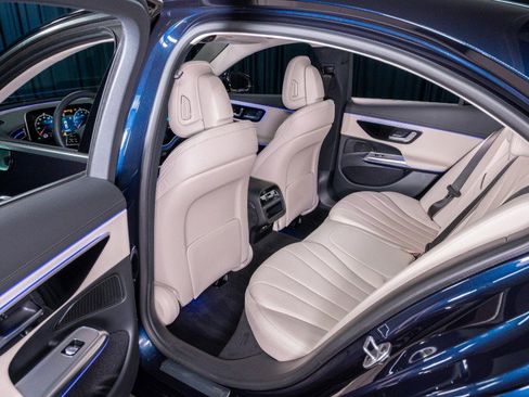 Used 2026 Mercedes-Benz E 350 Sedan image 14