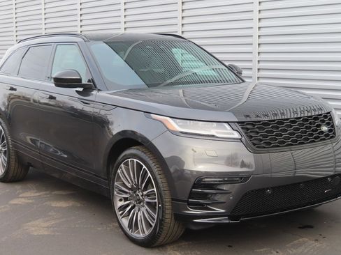 Used 2023 Land Rover Range Rover Velar R-Dynamic S image 12