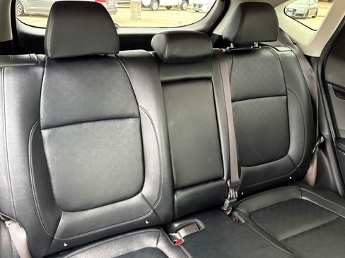 Used 2021 Kia Seltos EX image 37