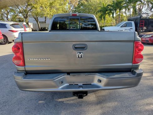 Used 2006 Dodge Dakota ST image 6