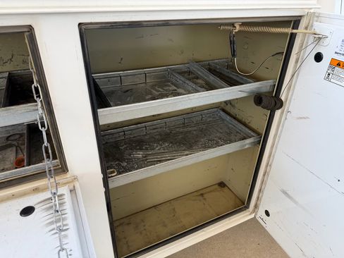 Used 2017 Ford F250 XL w/ Power Equipment Group image 30