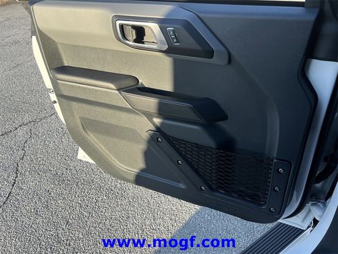Used 2024 Ford Bronco Big Bend image 19