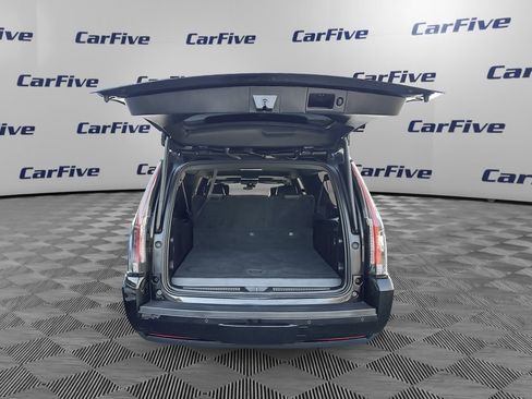 Used 2017 Cadillac Escalade ESV Platinum image 11
