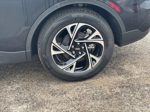 New 2026 Lincoln Nautilus Premier w/ Equipment Group 102A image 9