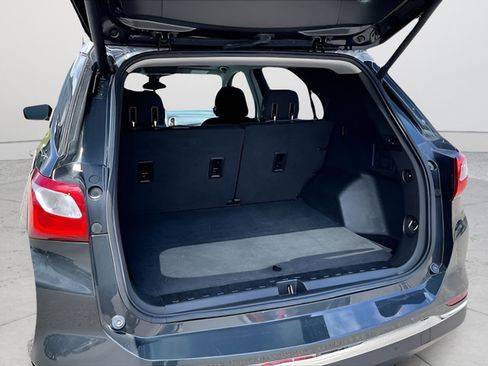 Used 2020 Chevrolet Equinox LT FWD image 30