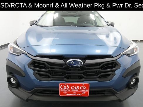 Used 2024 Subaru Crosstrek 2.0i Premium AWD/4WD image 2