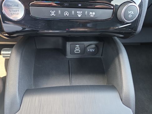 Certified 2024 Ford Escape ST-Line w/ Tech Pack #1 FWD image 23
