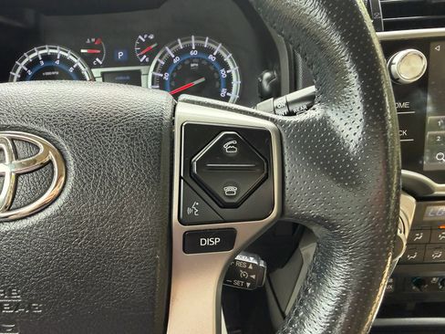 Used 2018 Toyota 4Runner Limited AWD/4WD image 31