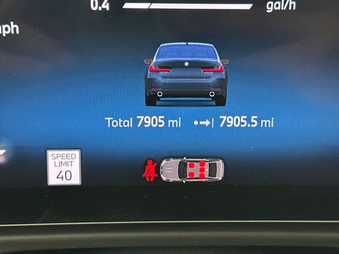 Used 2025 BMW 330i Sedan w/ Premium Package image 34