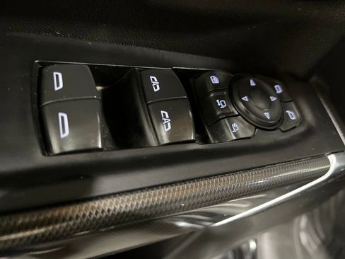 Used 2022 GMC Sierra 2500 AT4 w/ Gooseneck/5TH Wheel Package image 11