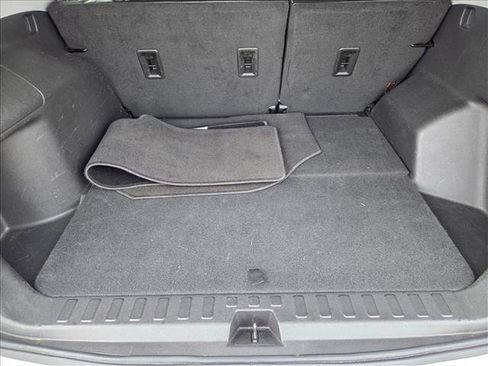 Used 2024 GMC Terrain SLT image 6